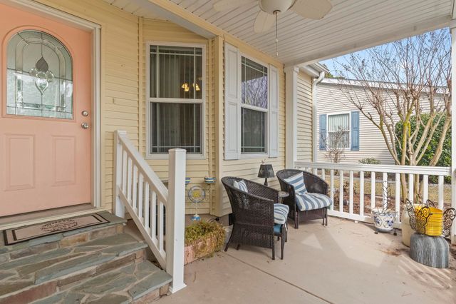 137 Wellspring Dr., Conway, SC 29526