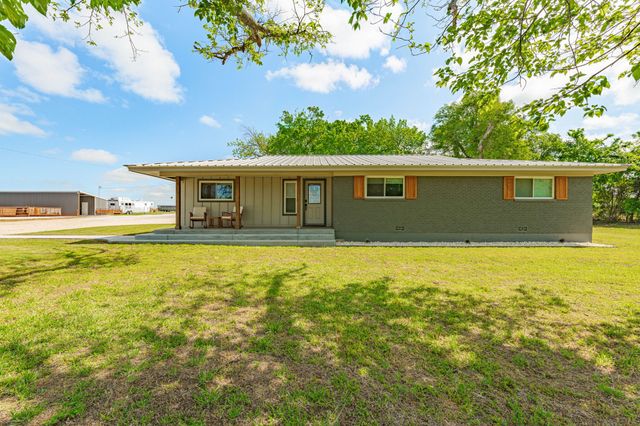 1705 US Highway 67, Stephenville, TX 76401