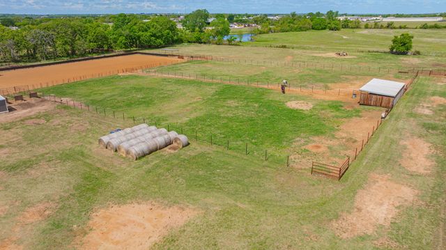 1705 US Highway 67, Stephenville, TX 76401