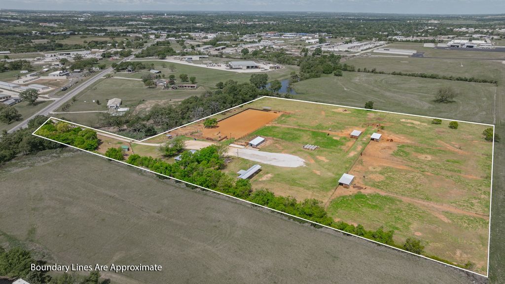 1705 US Highway 67, Stephenville, TX 76401