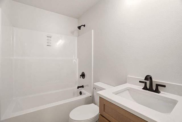 2105 N Sipple Rd, Spokane Valley, WA 99212