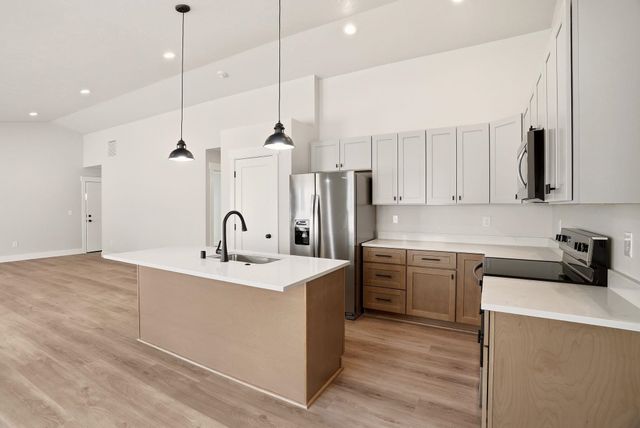 2105 N Sipple Rd, Spokane Valley, WA 99212