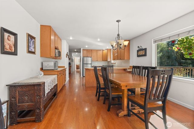 27 Otter Lane, Elma, WA 98541