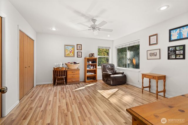 27 Otter Lane, Elma, WA 98541