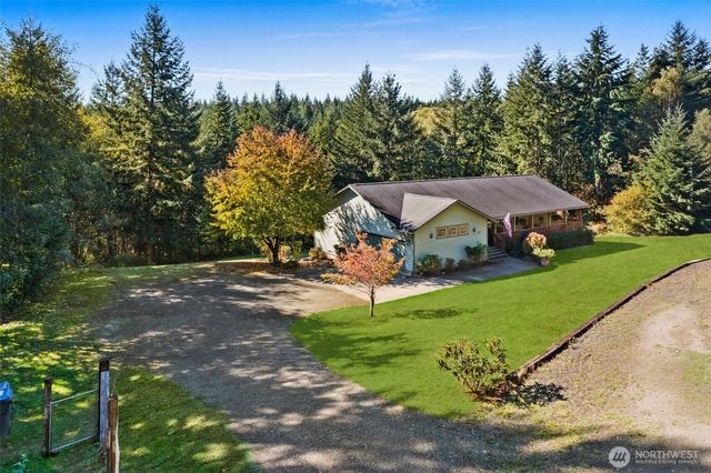 27 Otter Lane, Elma, WA 98541