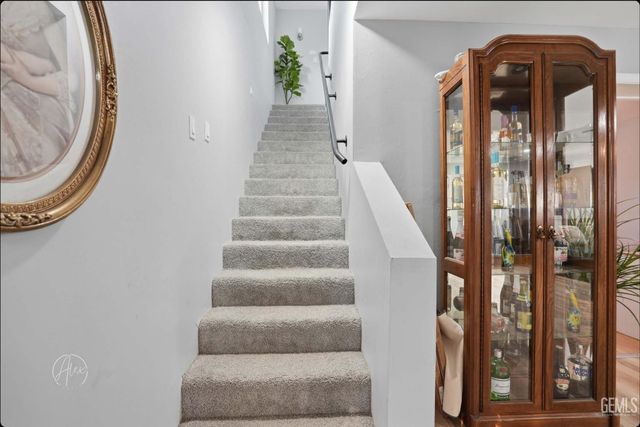 8429 Fuller Drive, Bakersfield, CA 93307