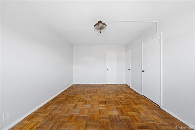 20 Shady Glen Court 3A, New Rochelle, NY 10805