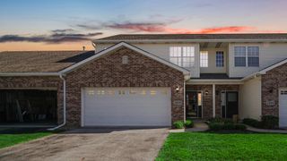 7605 E 111th Lane, Crown Point, IN 46307