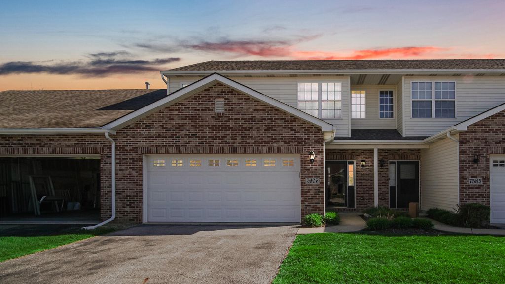 7605 E 111th Lane, Crown Point, IN 46307