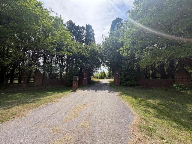 11538 Nc Highway 87, Eden, NC 27288