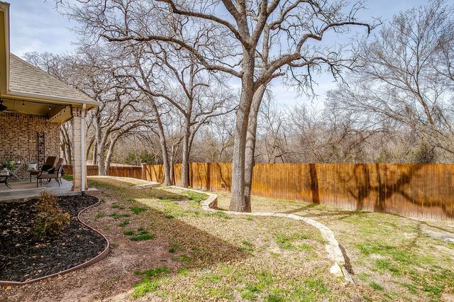 1929 Clear Creek Drive, Weatherford, TX 76087