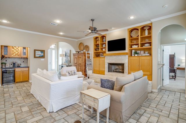 1929 Clear Creek Drive, Weatherford, TX 76087