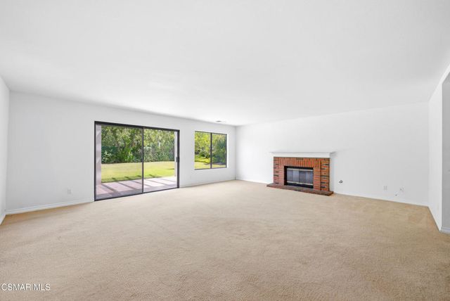 5627 Middle Crest Drive, Agoura Hills, CA 91301