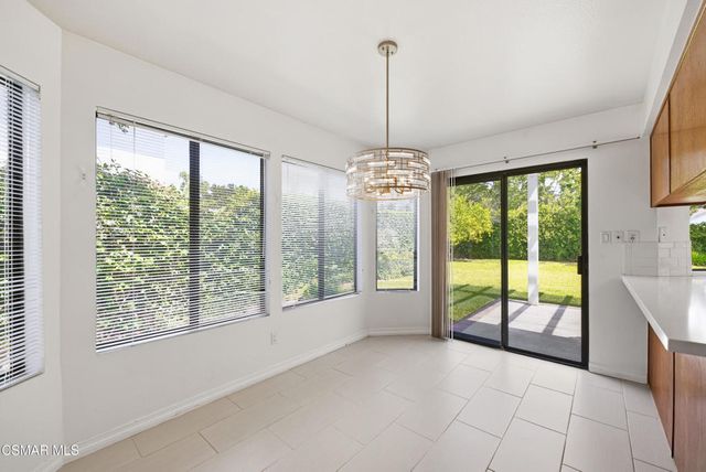 5627 Middle Crest Drive, Agoura Hills, CA 91301