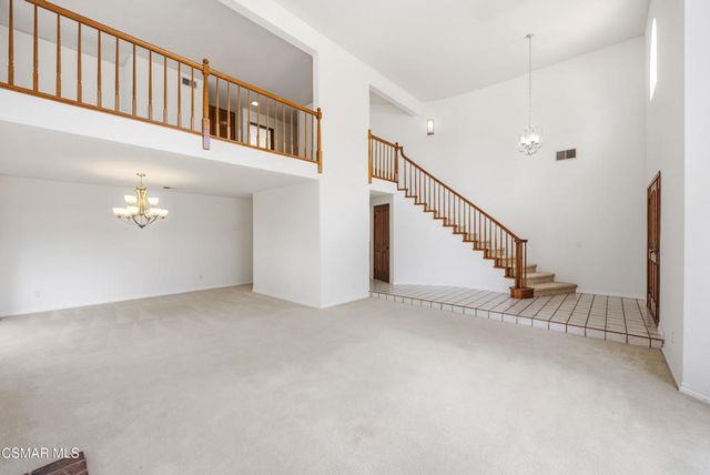 5627 Middle Crest Drive, Agoura Hills, CA 91301