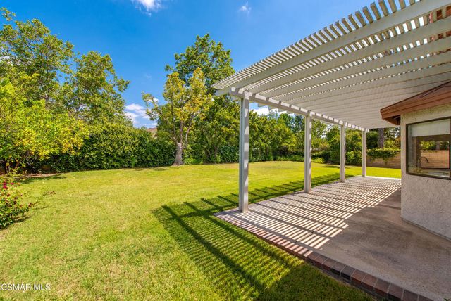 5627 Middle Crest Drive, Agoura Hills, CA 91301