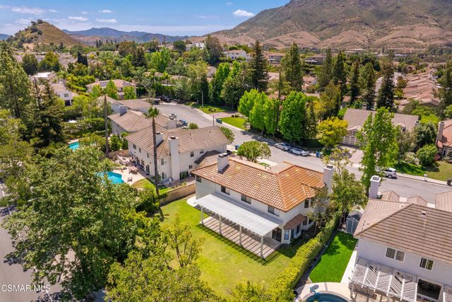 5627 Middle Crest Drive, Agoura Hills, CA 91301