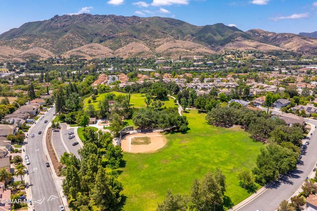 5627 Middle Crest Drive, Agoura Hills, CA 91301
