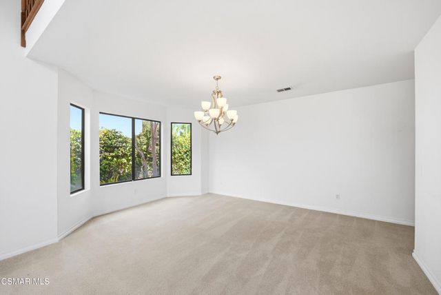 5627 Middle Crest Drive, Agoura Hills, CA 91301