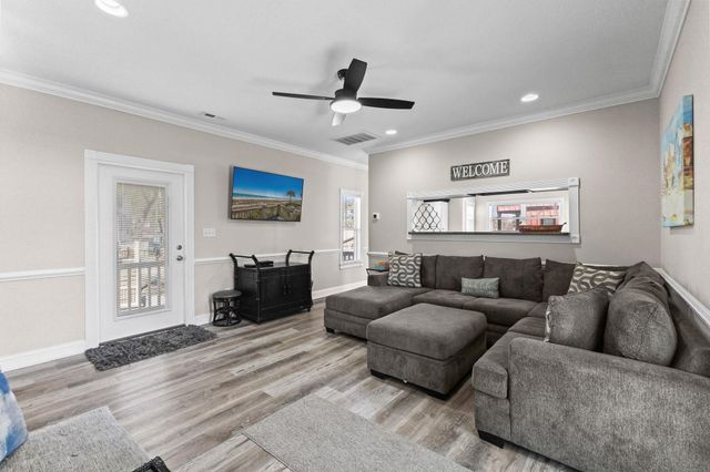 6001 - N122 S Kings Hwy., Myrtle Beach, SC 29575