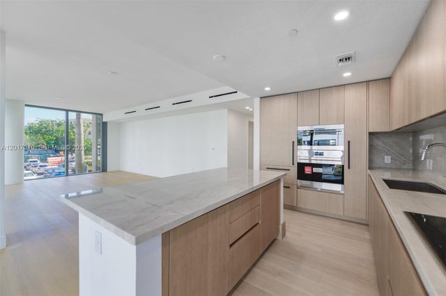 1177 Kane Concourse 204 204, Bay Harbor Islands, FL 33154