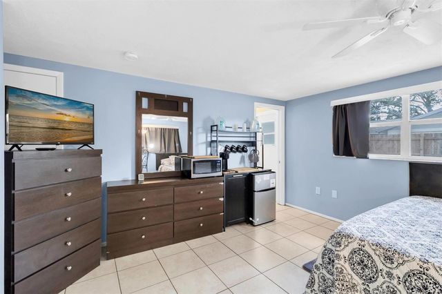 6801 LARCHMONT AVENUE, New Port Richey, FL 34653