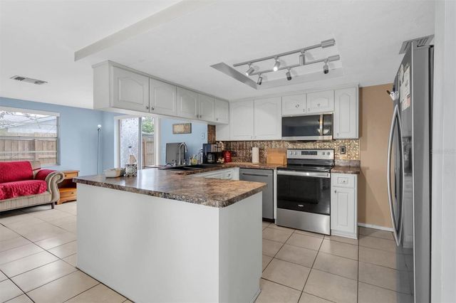 6801 LARCHMONT AVENUE, New Port Richey, FL 34653