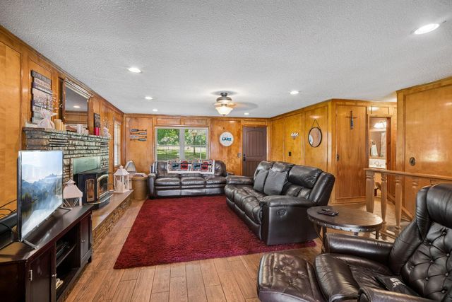 449740 E 356 Road, Afton, OK 74331