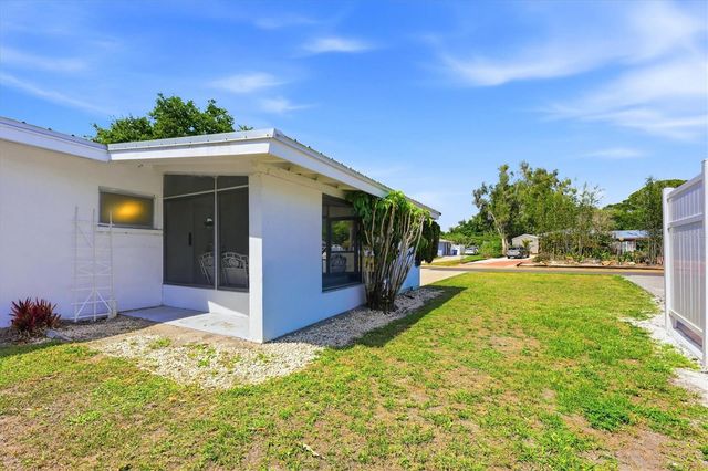 3876 PRUDENCE DRIVE, Sarasota, FL 34235