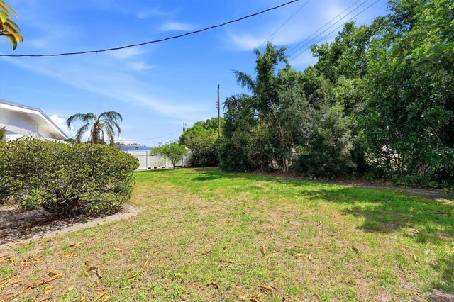 3876 PRUDENCE DRIVE, Sarasota, FL 34235