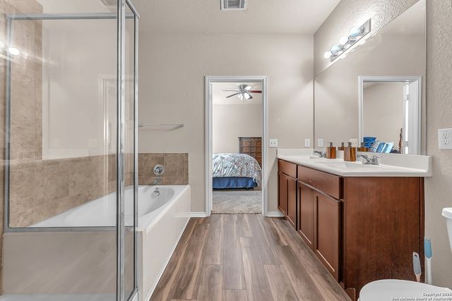 939 Lee Trevino, San Antonio, TX 78221
