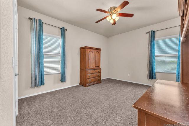 939 Lee Trevino, San Antonio, TX 78221