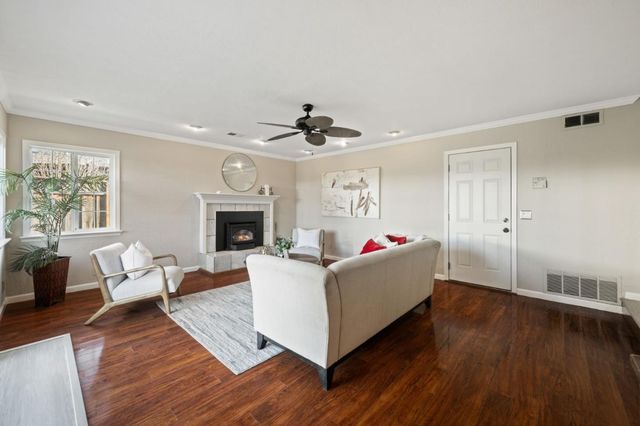 761 Carla Way, Gilroy, CA 95020