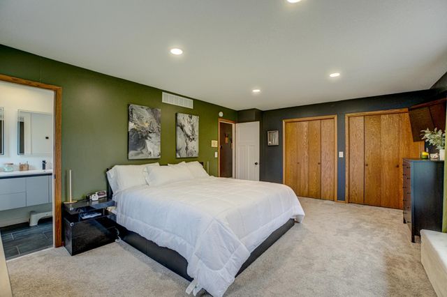 980 Rosabell Street, Marine On Saint Croix, MN 55047