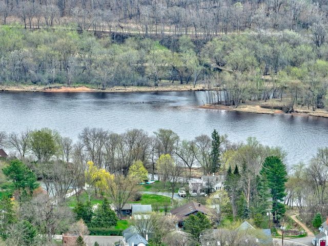 980 Rosabell Street, Marine On Saint Croix, MN 55047