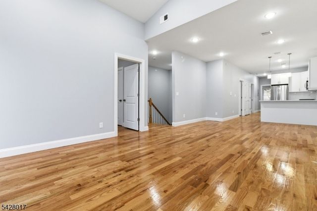 510 S 15Th St, Newark City, NJ 07103