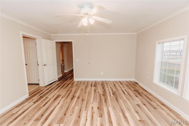 215 E 5th Street, Dixon, MO 65459