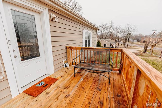 215 E 5th Street, Dixon, MO 65459