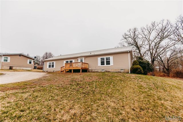 215 E 5th Street, Dixon, MO 65459