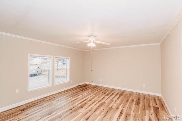 215 E 5th Street, Dixon, MO 65459