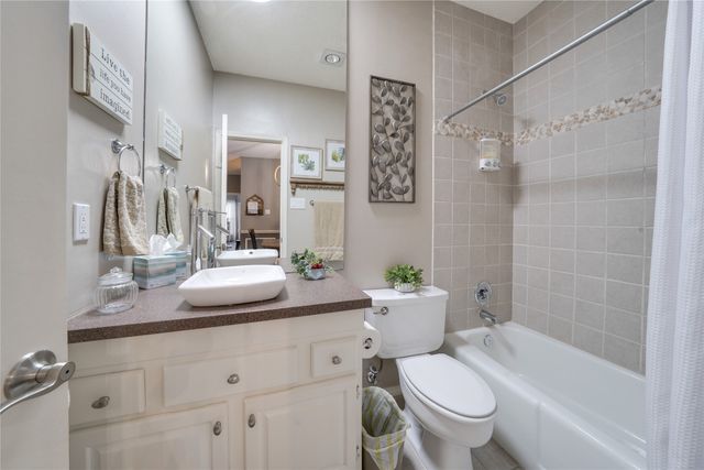 2164 Tanglewood Boulevard C215, Pottsboro, TX 75076