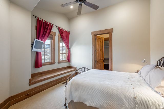 8425 SUNRISE LOOP, Park City, UT 84098