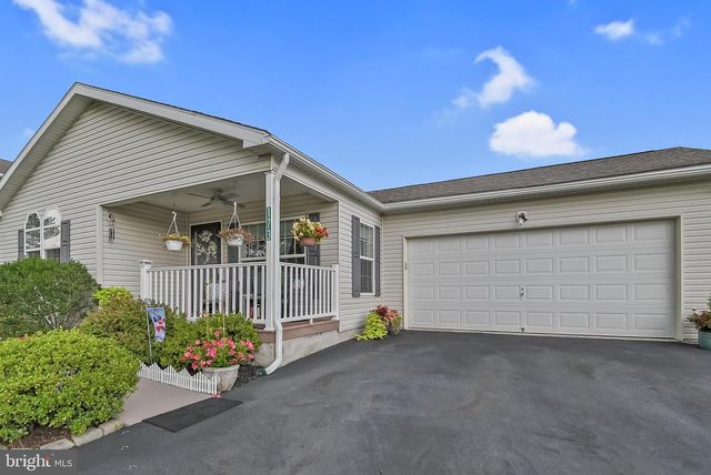 173 RANDOM RD, Douglassville, PA 19518