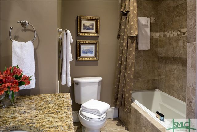 109 W Liberty Street, Savannah, GA 31401