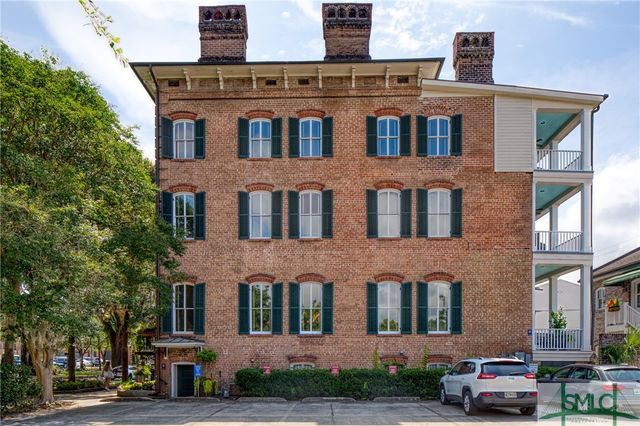 109 W Liberty Street, Savannah, GA 31401
