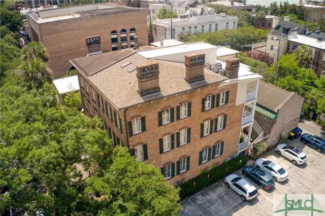 109 W Liberty Street, Savannah, GA 31401