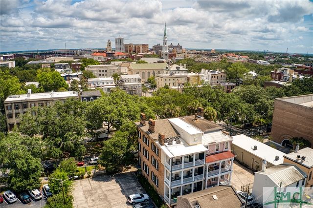 109 W Liberty Street, Savannah, GA 31401