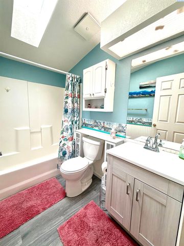 2797 Chicory Dr, West Richland, WA 99353