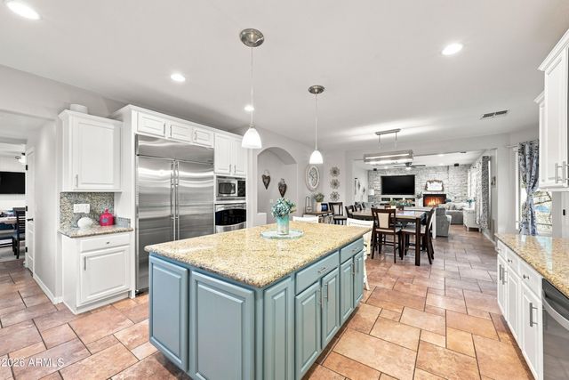 4340 S WHITE Drive, Chandler, AZ 85249