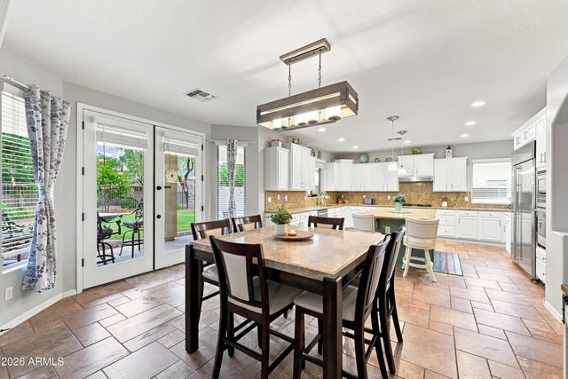 4340 S WHITE Drive, Chandler, AZ 85249